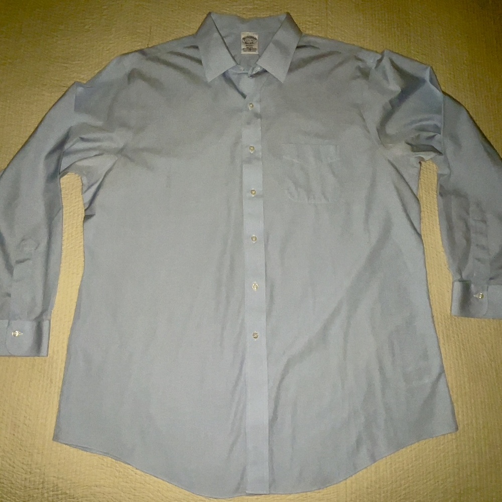 Brooks Brothers Light Blue Dress Shirt Mens 17.5 - 35" Regent Fit/Excellent